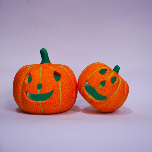 Halloween Pumpkin Ceramic Arts and Crafts in 2 Sizes- Medium size